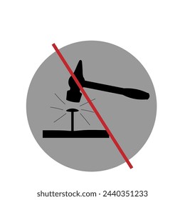 Vektorgrafik. Auf einem weißen Hintergrund, ein durchgestrichener Kreis mit einem Hammer, der einen Nagel hämmert. Ein Schild, das das Rauschen und laute Werke verbietet.