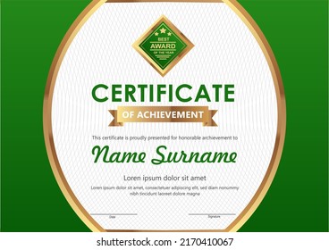 Plantilla de certificado verde vector y oro