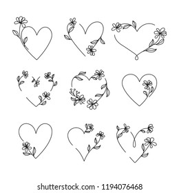 Vector de Doodles Ornamentales de Corazón y Flor Dibujados a Mano 