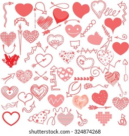 Vector hand drawn hearts set 