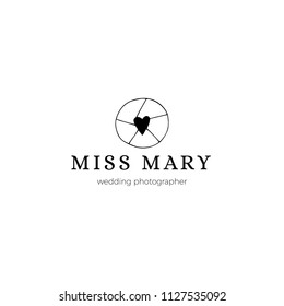 Vector hand drawn logo template in elegant and minimal style. Camera shutter silhouette with a text sample. Branding business identity. For wedding photographer, photography studio branding or school