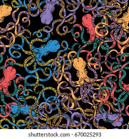 Vector Hand Drawn Seamless Pattern  with Octopus. Color Doodle Background. Sea Life Pattern.