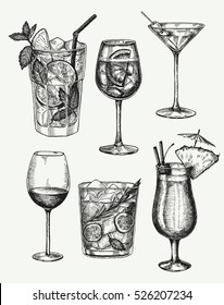 Vector hand drawn set of cocktails and alcohol drinks. Sketch.