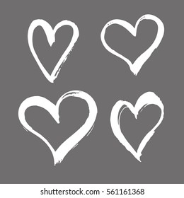 Vector pintado a mano signos de corazón. Tinta y pincel.