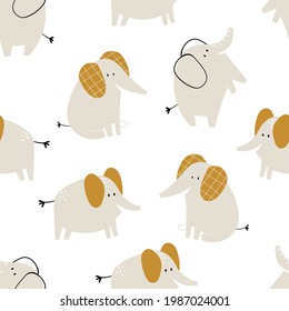 Vector de color infantil a mano sin fisuras repitiendo un sencillo patrón plano con elefantes lindos al estilo escandinavo sobre un fondo blanco. Animales pequeños. Patrón para los niños. Animales africanos.