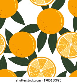 Las naranjas dibujadas a mano por vectores y las hojas siguen un patrón sin fisuras. Patrón detallado de alimentos tropicales sin soldadura