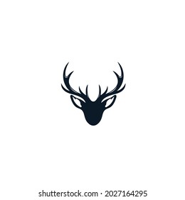 vector head of horned deer logo design inspiration 
