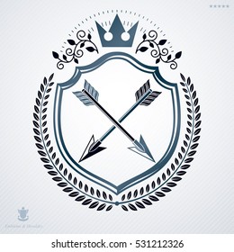 Señal heráldica vectorial hecha con elementos decorativos, emblema majestuoso vintage.