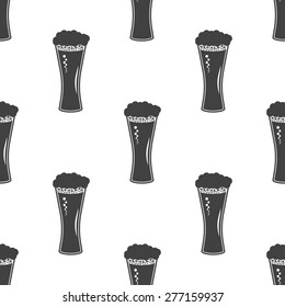 Vector illustration of beer in glass icon. Seamless pattern on white background. 