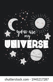 Vektorgrafik mit süßem handgezeichneten Cartoon-Planeten, Sonne, Mond, Sternen und Phrase Du bist mein Universum einzeln auf schwarzem Hintergrund. Design für Poster, Druck, Tapete, Karte