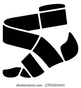 Ilustração vetorial de bandagem elástica ícone de glifo preto retratando o pé ferido traumatismo lesão articular equipamento médico silhueta isolada design arte