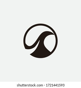 Vektorgrafik handgezeichneter Raben auf einem Ast. Tintenzeichnung, Grafikstil. Schöne Design-Elemente