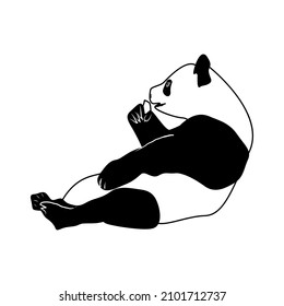 Ilustración vectorial de un oso panda sentado a mano. Icono de panda lineal en blanco y negro en estilo doodle