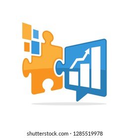Vector illustration icon with an online concept media solution that communicates about business information
