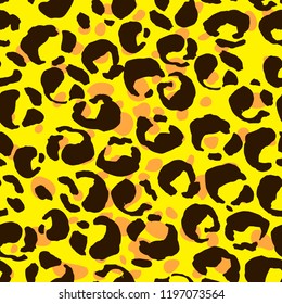 Vector illustration leopard print seamless pattern. Yellow hand drawn background.