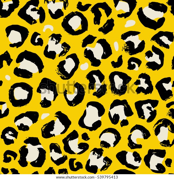 Vector illustration leopard print seamless\
pattern. Yellow hand drawn\
background