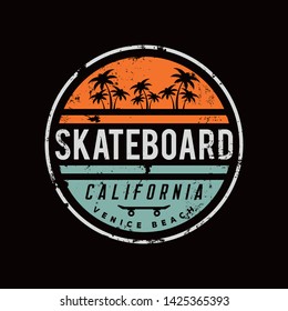 Ilustración vectorial sobre el tema del skateboarding y el skateboard en California, Venice Beach. Diseño de época.  Borde fondo. 