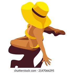 Vektorgrafik zum Thema Sommerferien. ein gegerbtes Mädchen in einem gelben Badeanzug sitzt auf den Knien am Strand in einem Hut einzeln auf weißem Hintergrund. nützlich für die Werbung im Sommerurlaub