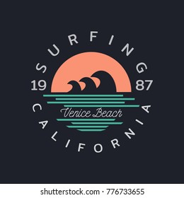 Ilustración vectorial sobre el tema del surf y el surf en California, playa de Venecia.  Tipografía de sello, gráficos de camisetas, impresión, afiche, pancarta, volante, postal