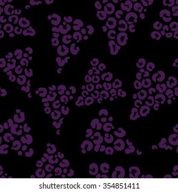 vector illustration, pattern, seamless Wallpaper with triangles in the style of leopard print