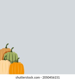 Ilustración vectorial con calabazas sobre fondo azul. Fondo de escritorio para Halloween con calabazas. Feliz Halloween. Plantilla para tarjeta de felicitación.