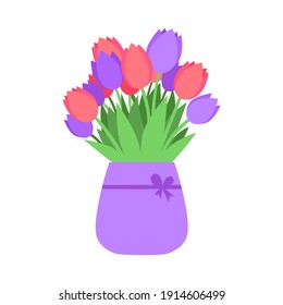 Ilustración vectorial de tulipanes rojos y violetas en un jarrón púrpura. Bouquet de flores de primavera para la plantilla de tarjeta de saludo, afiche o impresión. Arte estacional aislado de fondo blanco.