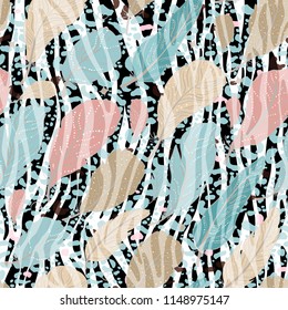 Vector illustration seamless pattern floral animal fur print background. Hand drawn style, texture wallpaper, fashion fabric, textile. Abstract skin pelage. Brush painting.