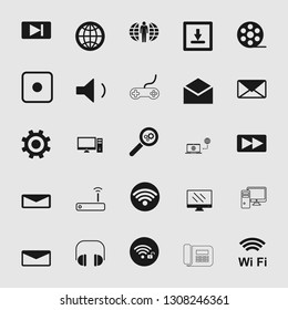 Vector illustration of standard and universal media and multimedia vector icon set 