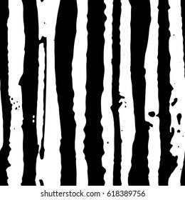 Vector Illustration striped seamless hand drawn pattern. Black and white. Grunge style ink design