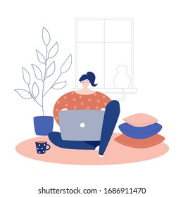 Ilustración vectorial Trabajo en casa. Estilo de vida de cuarentena de Coronavirus. Mujer sentada en el suelo cómodamente y trabajando en línea. Distancia social y autoaislamiento durante el brote de Covid-19.