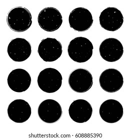 Vector illustrations of sixteen different black and white grandee round shapes suitable for creating icons.