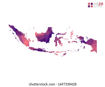 Vector de Indonesia mapea el colorido mosaico del triángulo rojo polígono con fondo blanco. degradado de estilo.