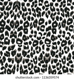 Vector leopard background. Seamless pattern.