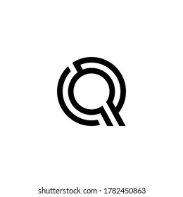 Letra vectorial qq monograma de arte minimalista en mayúscula. Vector de creativo Maze lineal para Título, Cabecera, Letras, Logotipo. Estilo de arte de la línea del laberinto sobre fondo blanco. Diseño moderno.