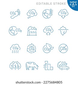 Juego de líneas vectoriales de iconos relacionados con с dióxido de carbono. Contiene iconos monocromos como dióxido de carbono, fábrica, árbol, iceberg, vaca, huella y más. Signo de contorno simple. Trazo editable.