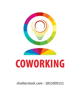Camaradas con el logotipo de los vectores y un lugar de trabajo
