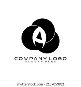 Letra de diseño del logotipo del vector Un resumen con una combinación de tres círculos medios