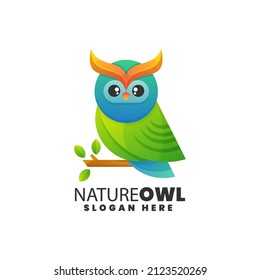 Logo Vector Ilustración Estilo Colorido Gradiente Búho.