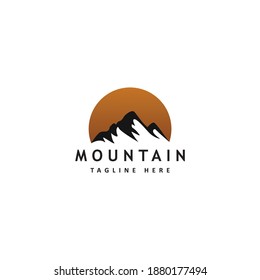 Naturaleza del diseño del logotipo de montaña