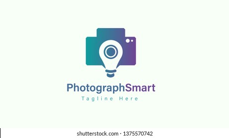 Vector logo for photographer combined with a light bulb. Logo template photography studio or photographer 