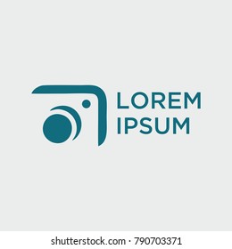vector logo for photographer. Logo in a simple modern style. Opens the shutter camera. Vector Photo camera aperture sign icon. Photo Camera Photography Elements and Video Camera Icons Illustration.