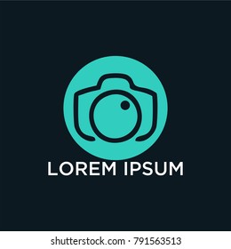 vector logo for photographer. Logo in a simple modern style. Opens the shutter camera. Vector Photo camera aperture sign icon. 