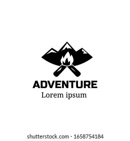 Vektorillustration Logo Vorlage Illustration. Outdoor Abenteuer kreatives Badge Schild. Grafikdesign-Element. Abenteuermarken im Freien, Abzeichen und Logo-Patches. Bergtourismus, Wandern