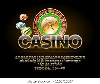 Vector Luxury Casino Emblem con rueda de ruleta y patatas fritas. Conjunto de alfabeto real de oro y negro.