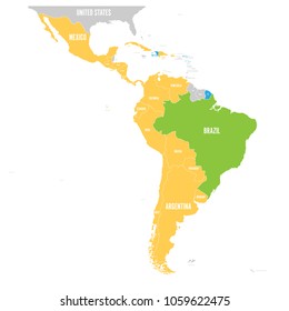 Mapa vectorial de América Latina con diferentes grupos lingüísticos - Español, Portugués y Francés.