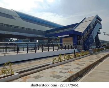 plantilla de ilustración de estación de transporte rápido de masa vectorial