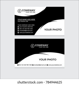 Vector Modern Creative and Clean Business Card Template