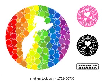 Mapa de mosaicos de vectores LGBT de la península de Kamchatka de puntos de círculo, y sello de amor rayado. Mapa circular esténcil del collage de la península de Kamchatka formado con círculos de tamaño variable,