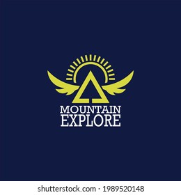 Exploración de montaña vectorial para logotipo y placa