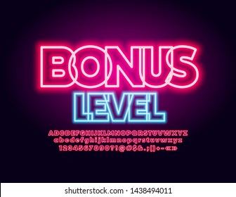 Banner vector de neón Nivel de bonificación con fuente brillante roja. Letras, números y símbolos de los alfabetos eléctricos iluminados
